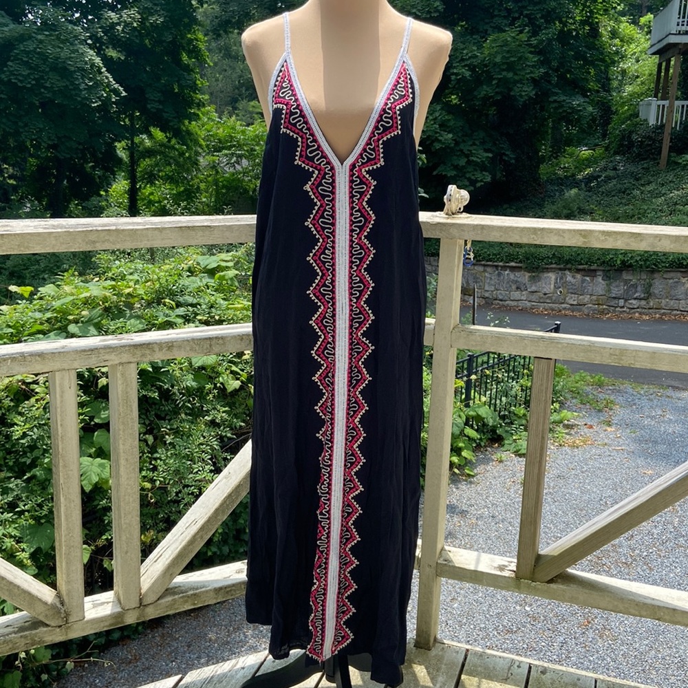 Nash Black V-neck Sleeveless Maxi Column Hand Embroidered Sundress Size M